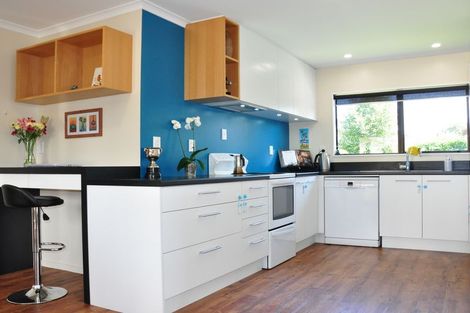 Photo of property in 5 Baton Place, Highbury, Palmerston North, 4412