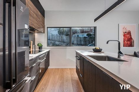 Photo of property in 3 Salmont Place, Kelburn, Wellington, 6012