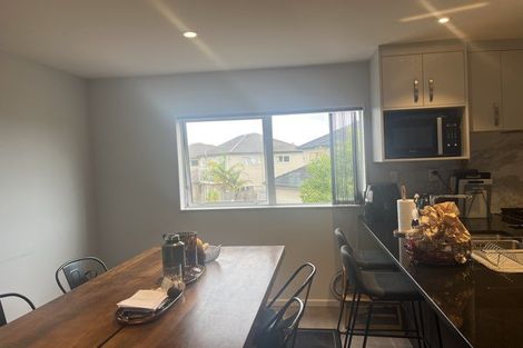 Photo of property in 75 Bordeaux Parade, Te Atatu South, Auckland, 0610