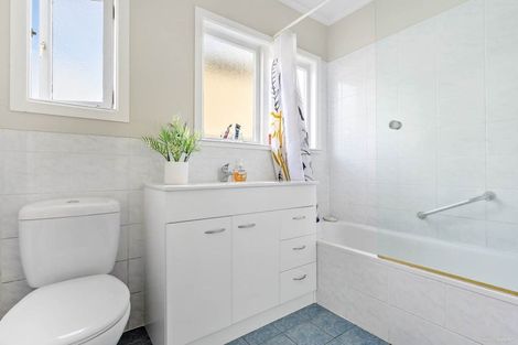 Photo of property in 1/70 Weymouth Road, Manurewa, Auckland, 2102