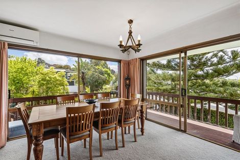 Photo of property in 90 Glencoe Road, Browns Bay, Auckland, 0630