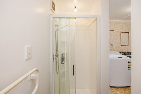 Photo of property in 105 Clifton Terrace, Fitzherbert, Palmerston North, 4410