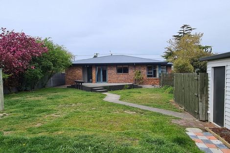 Photo of property in 223 Mairehau Road, Burwood, Christchurch, 8083