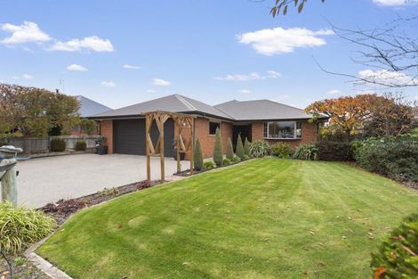 Photo of property in 23 Kura Place, Mosgiel, 9024
