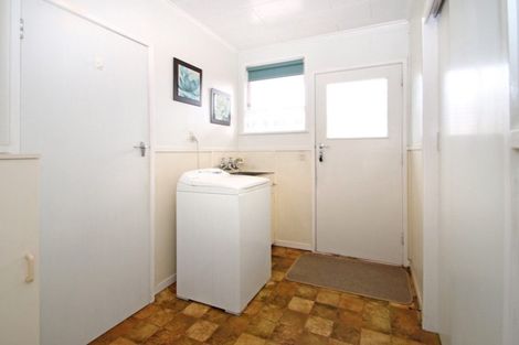 Photo of property in 9 Rameses Place, Pomare, Rotorua, 3015