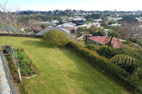 Photo of property in 5 Hillcrest Street, Glen Avon, New Plymouth, 4312
