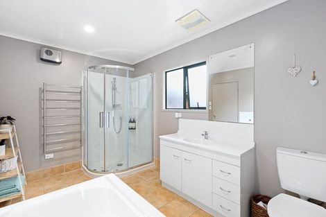 Photo of property in 5352 Kaipara Coast Highway, Wellsford, 0972