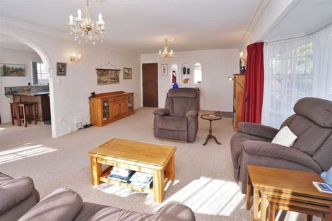 Photo of property in 17 Velma Crescent, Nawton, Hamilton, 3200