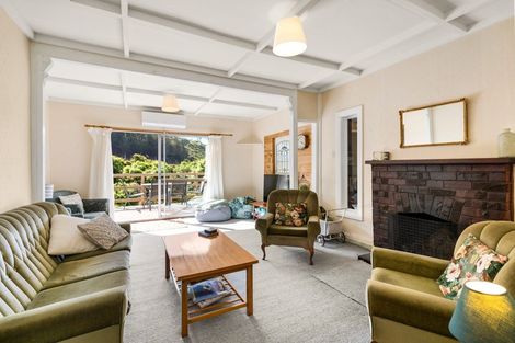 Photo of property in 6 Albert Road, Osborne, Port Chalmers, 9081