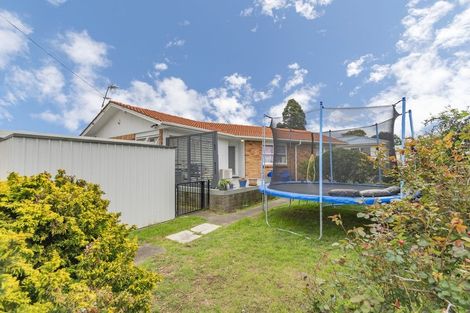 Photo of property in 135 Weymouth Road, Manurewa, Auckland, 2102