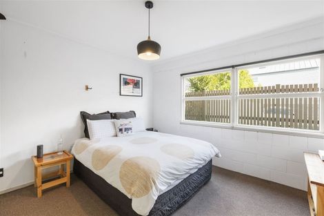 Photo of property in 68 Laurence Street, Manly, Whangaparaoa, 0930