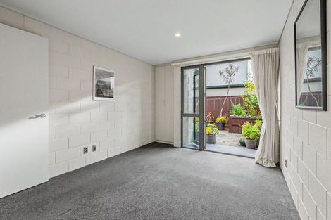 Photo of property in 2/868 Colombo Street, Christchurch Central, Christchurch, 8013