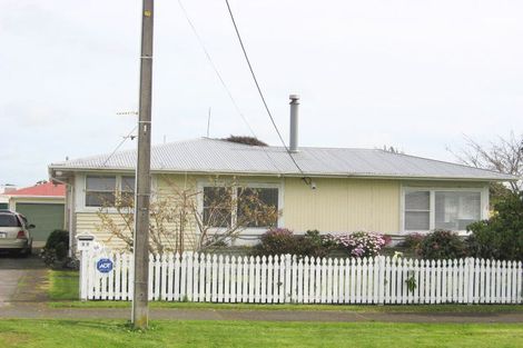 Photo of property in 31 Seymour Street, Waitara, 4320