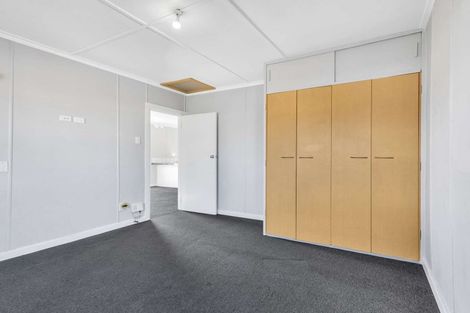 Photo of property in 220 Warwick Road, Mayfair, Hastings, 4122