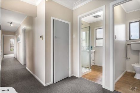 Photo of property in 12 Godley Road, Green Bay, Auckland, 0604