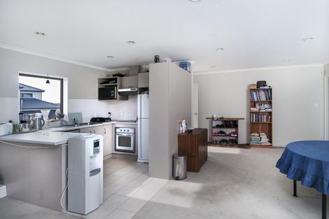 Photo of property in 3 Kokako Rise, Papakura, 2110