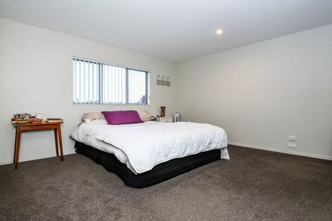 Photo of property in 116 Popokatea Drive, Takanini, 2112