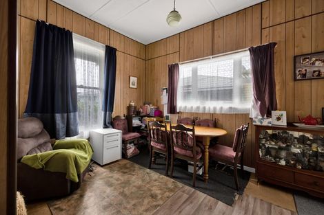 Photo of property in 17 Milmoe Street, Hawera, 4610