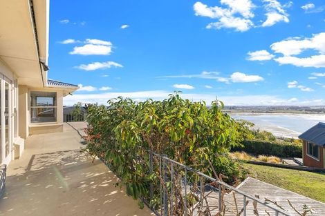 Photo of property in 25 Te Awakura Terrace, Mount Pleasant, Christchurch, 8081