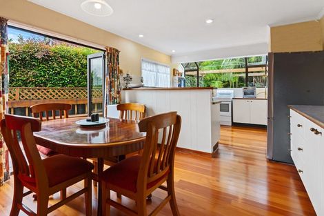 Photo of property in 2/58 Glencoe Road, Browns Bay, Auckland, 0630