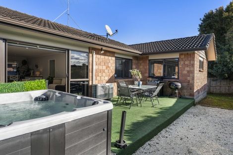 Photo of property in 20 Milson Drive, Papakura, 2110