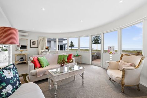 Photo of property in 1/40 The Esplanade, Westshore, Napier, 4110