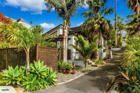 Photo of property in 1/46 Masterton Road, Rothesay Bay, Auckland, 0630