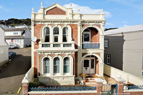 Photo of property in 46 Roxburgh Street, Mount Victoria, Wellington, 6011