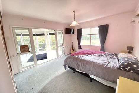 Photo of property in 142 Kawaha Point Road, Kawaha Point, Rotorua, 3010