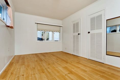 Photo of property in 62 College Road, Northcote, Auckland, 0627