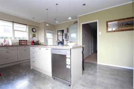 Photo of property in 35 Acacia Crescent, Glenview, Hamilton, 3206