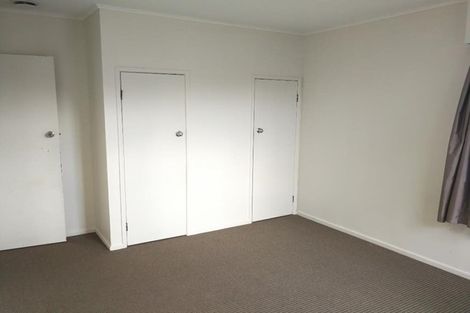 Photo of property in 62 Edgewater Drive, Pakuranga, Auckland, 2010