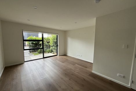 Photo of property in 22 Jabuka Street, Glen Eden, Auckland, 0602