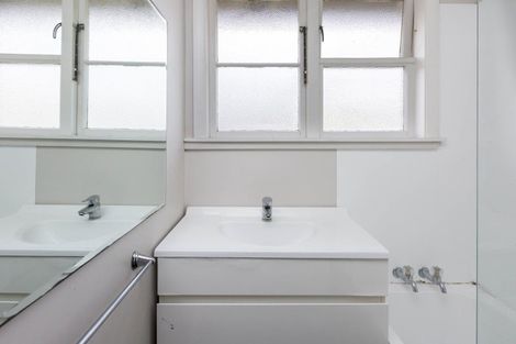 Photo of property in 1/52 Colson Street, Avalon, Lower Hutt, 5011