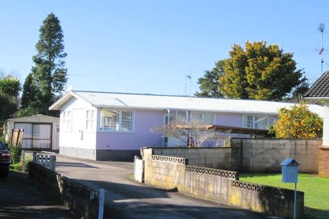 Photo of property in 10 Cooper Place, Papakura, 2110