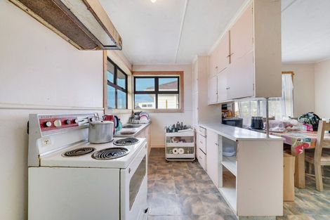 Photo of property in 9 Michelle Place, Mangere, Auckland, 2022