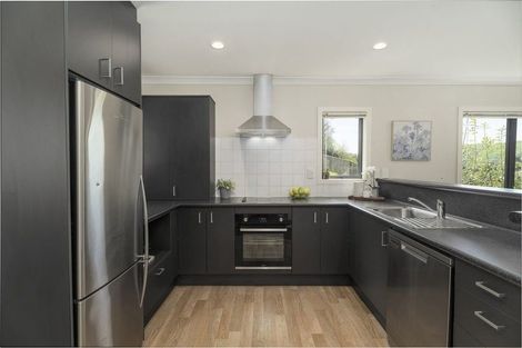 Photo of property in 28b Ronald Woolf Place, Churton Park, Wellington, 6037