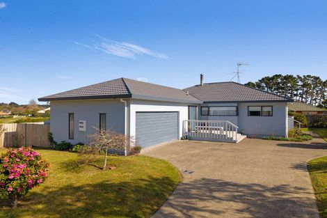 Photo of property in 89 Elsie Drive, Waiuku, 2123