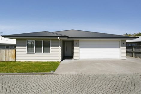 Photo of property in 304 Tauhara Ridge Drive, Richmond Heights, Taupo, 3330