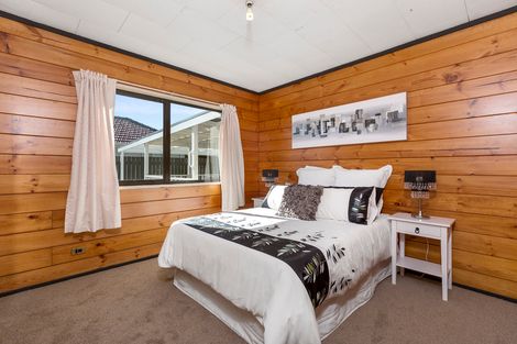 Photo of property in 8a Rogan Street, Mount Roskill, Auckland, 1041