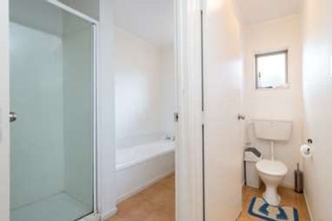 Photo of property in 52 Waimahia Avenue, Weymouth, Auckland, 2103