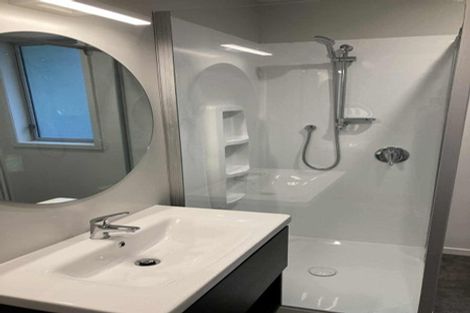 Photo of property in 2 Kellas Street, Macandrew Bay, Dunedin, 9014