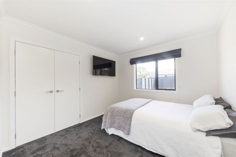 Photo of property in 8 Poplar Grove, Feilding, 4702