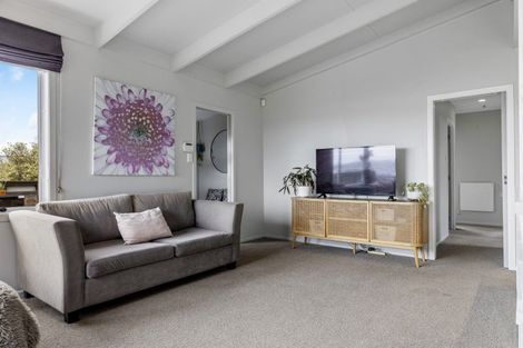 Photo of property in 2/34 Puriri Street, Hilltop, Taupo, 3330