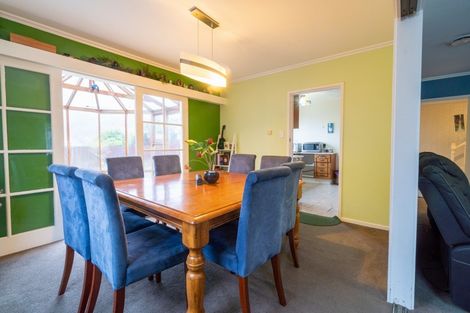 Photo of property in 15 Rembrandt Avenue, Tawa, Wellington, 5028