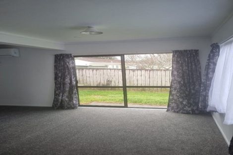 Photo of property in 14 Solveig Place, Randwick Park, Auckland, 2105