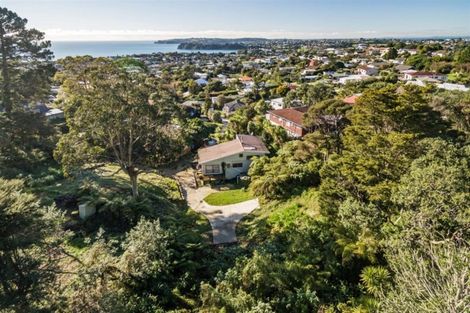 Photo of property in 31a Elliston Crescent, Stanmore Bay, Whangaparaoa, 0932
