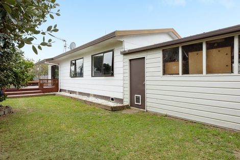 Photo of property in 15b Doncaster Drive, Papamoa Beach, Papamoa, 3118