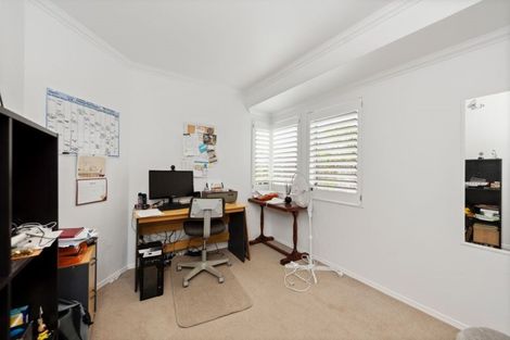 Photo of property in 4 Palm Court, Mount Maunganui, 3116