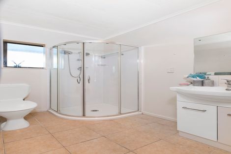 Photo of property in 8a Rogan Street, Mount Roskill, Auckland, 1041